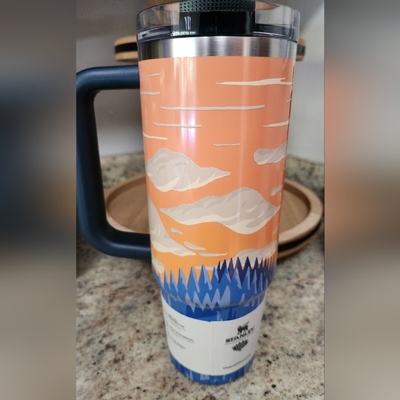 NWT Stanley REI Exclusive "Dawn On High" 30oz Protour Quencher - Picture 3 of 5